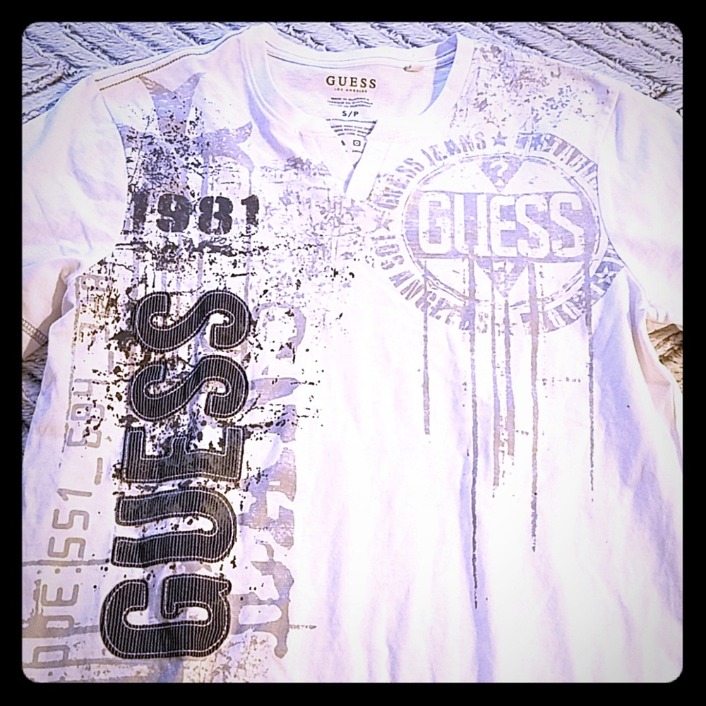 GUESS Spellout White Open V-Neck